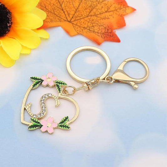 Elechobby Heart Shape Letter Keychain - Cute Accessory for Women,Sister,Mom,Bestie, Handbag Backpack Charm,Car Keyring