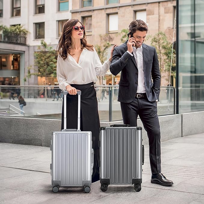 YYW All aluminum-magnesium Carry-On Luggage 24 Inch,Airline Approved Lightweight Suitcase with TSA Lock and Silent Wheels,Suitable for business travel (Silver, 24in)