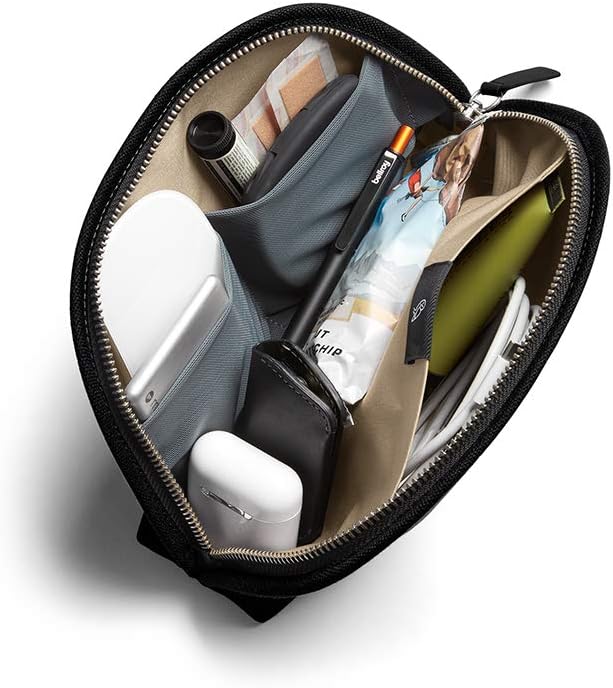 Bellroy Classic Pouch, Everyday kit, Leather and Woven Fabric (pens, Cables, Cosmetics, Personal Items)