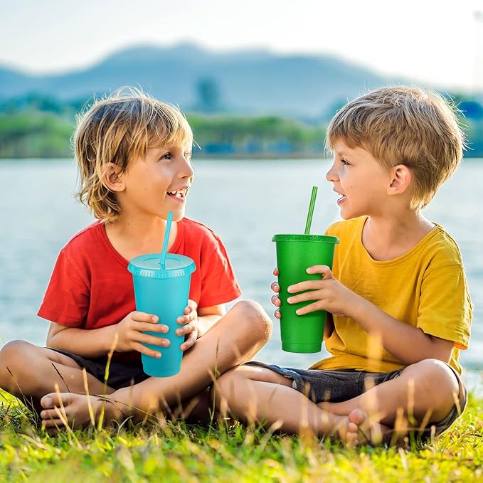 Honeydak 15 Pack Tumbler with Straw and Lid Bulk Glitter Plastic Cups Water Bottle Iced Coffee Travel Mug Reusable Party Favor Cups for Birthdays travel 24-27 oz (Vivid Color)