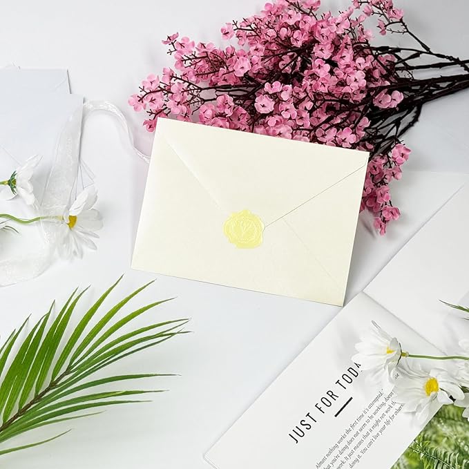 YINUOYOUJIA 50 PCS Pearl Ivory Envelopes A7,5 x 7 Ivory Shimmer Envelopes for Invitation,Perfect for Wedding Invitation Cards,Birthday RSVP Invite,5.25 x 7.25 inches