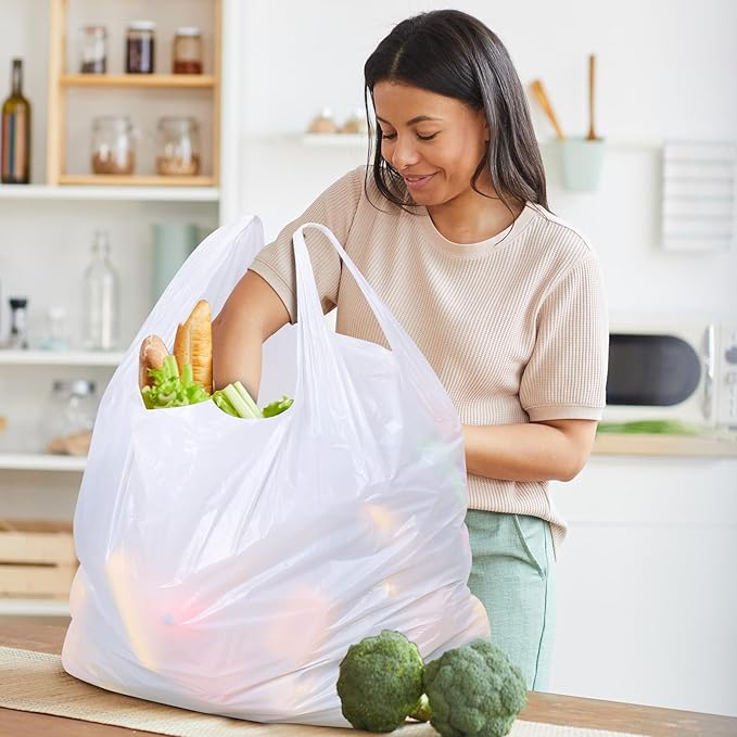 Kisston 400 Count Jumbo Size Plastic T Shirt Bags with Handles, 35 Mic, XX Large Plain Plastic T Shirt Grocery Bags, Thick and Heavy Duty (White,28" x 17")
