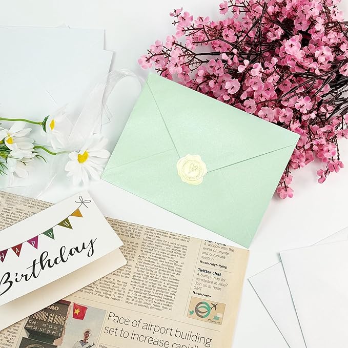 YINUOYOUJIA 50 PCS Pearl Mint Green Envelopes A7,5 x 7 Mint Green Shimmer Envelopes for Invitation,Perfect for Wedding Invitation Cards,Birthday RSVP Invite,5.25 x 7.25 inches