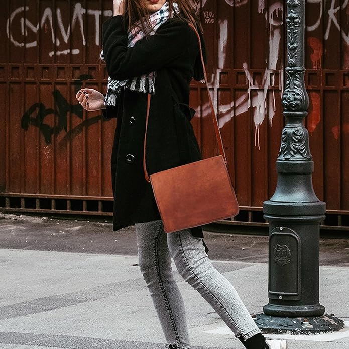 RUSTIC TOWN Leather Satchel iPad Tablet Bag - Leather Saddle Bag Purse - Small Shoulder Bag for Men and Women