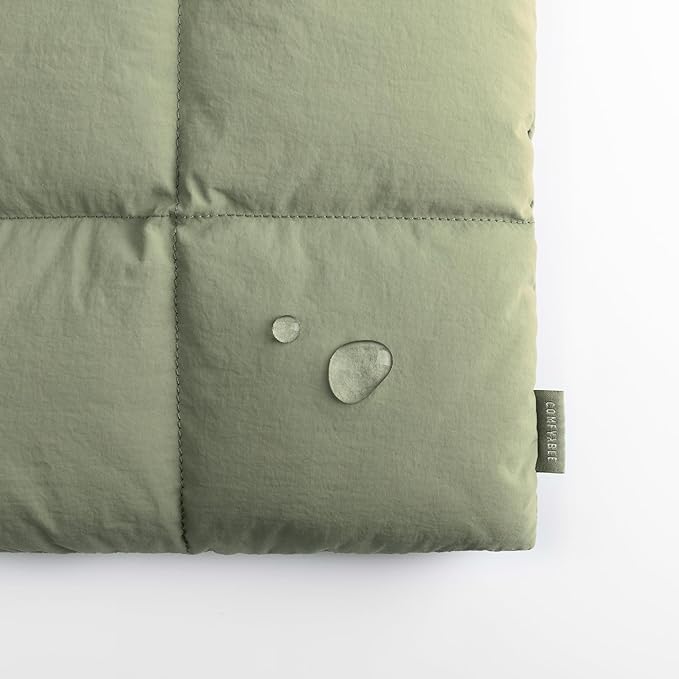 Comfyable Puffy Laptop Sleeve 15 Inch 16 Inch, Quilted Puffer Laptop Carrying Case, Pillow Pouch Compatible for MacBook Air 15 in M4 2025 & MacBook Pro 16 in M4 2024, Green