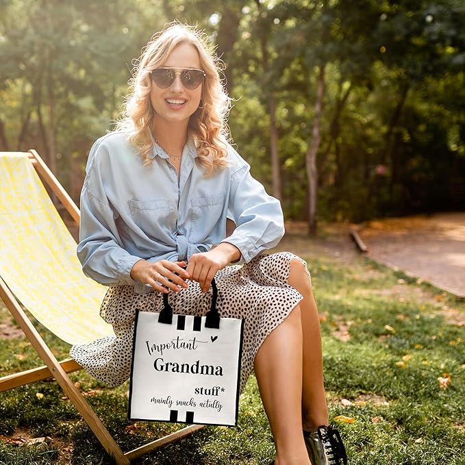 ONDTOM Travel Gifts Bag, Scotland Lover Gifts, Simple Modern Beach Bag, Birthday Christmas Retirement Gifts for Women