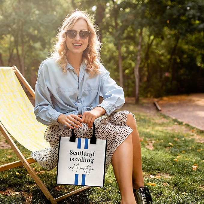 ONDTOM Travel Gifts Bag, Scotland Lover Gifts, Simple Modern Beach Bag, Birthday Christmas Retirement Gifts for Women